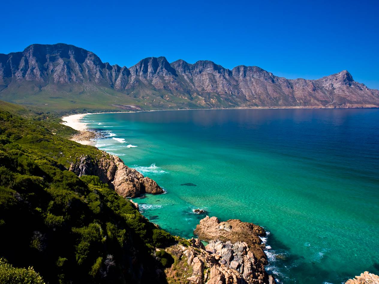 Development of marine and coastal spatial plans and socio-economic assessments for the Kogelberg Biosphere Reserve and Garden Route Initiative. 