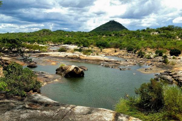 Mazowe River